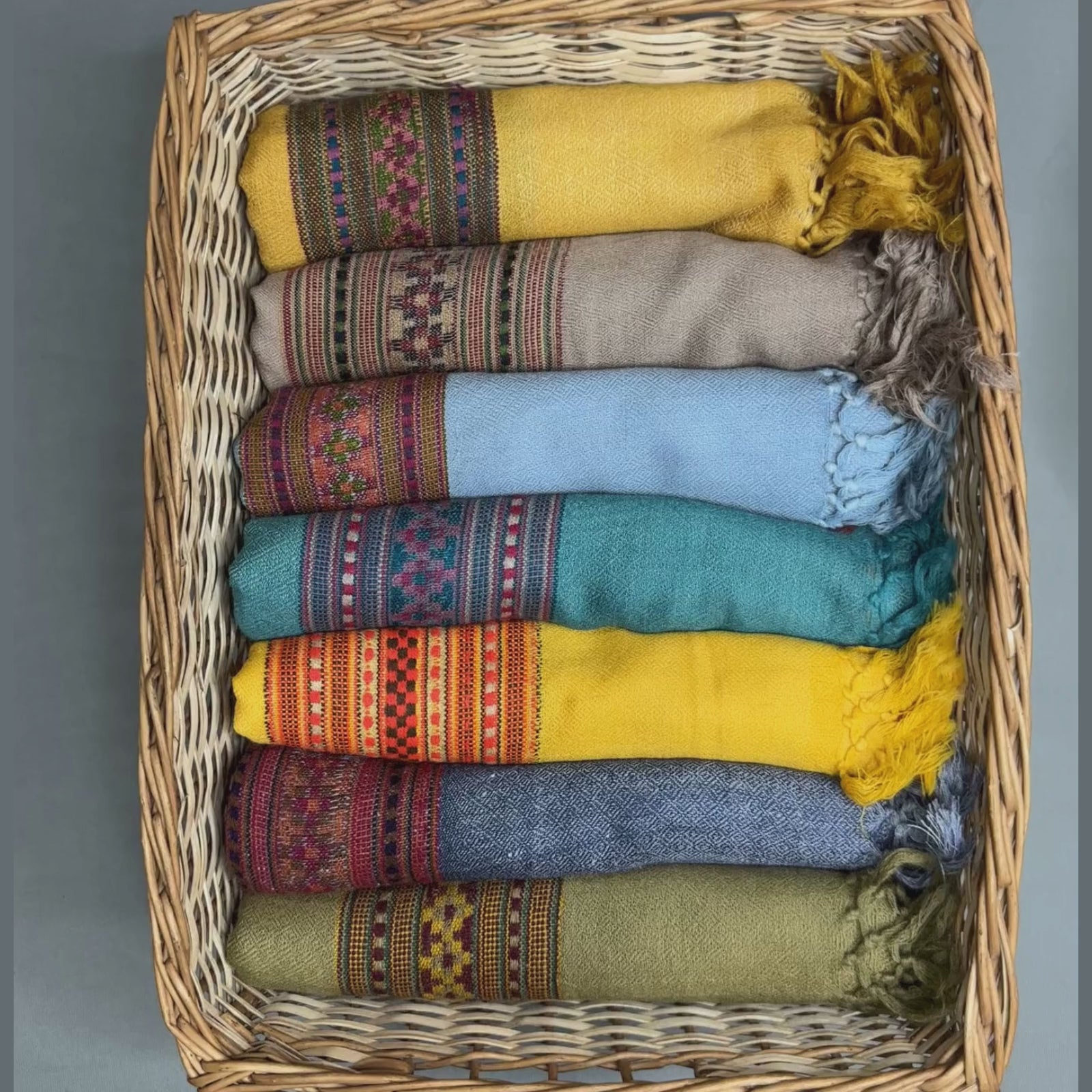 Chasham Design Handloom Wool Shawl/Stole